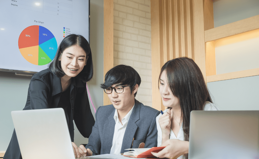 The Power of Digital Marketing : Why Your Business Can’t Afford to Miss Out